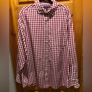 EUC Men’s Red & White Plaid Tommy Hilfiger Dress Shirt